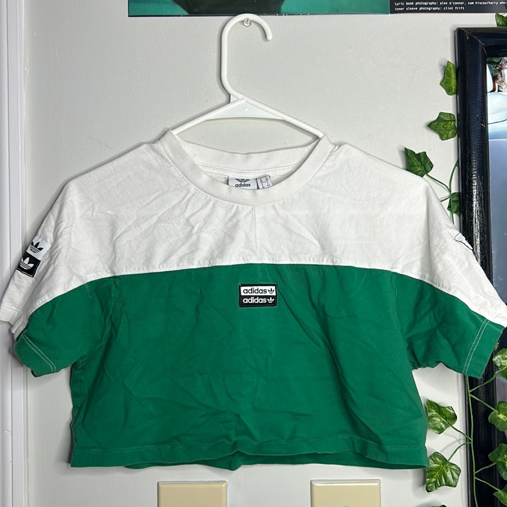 Cropped Adidas Colorblock Shirt